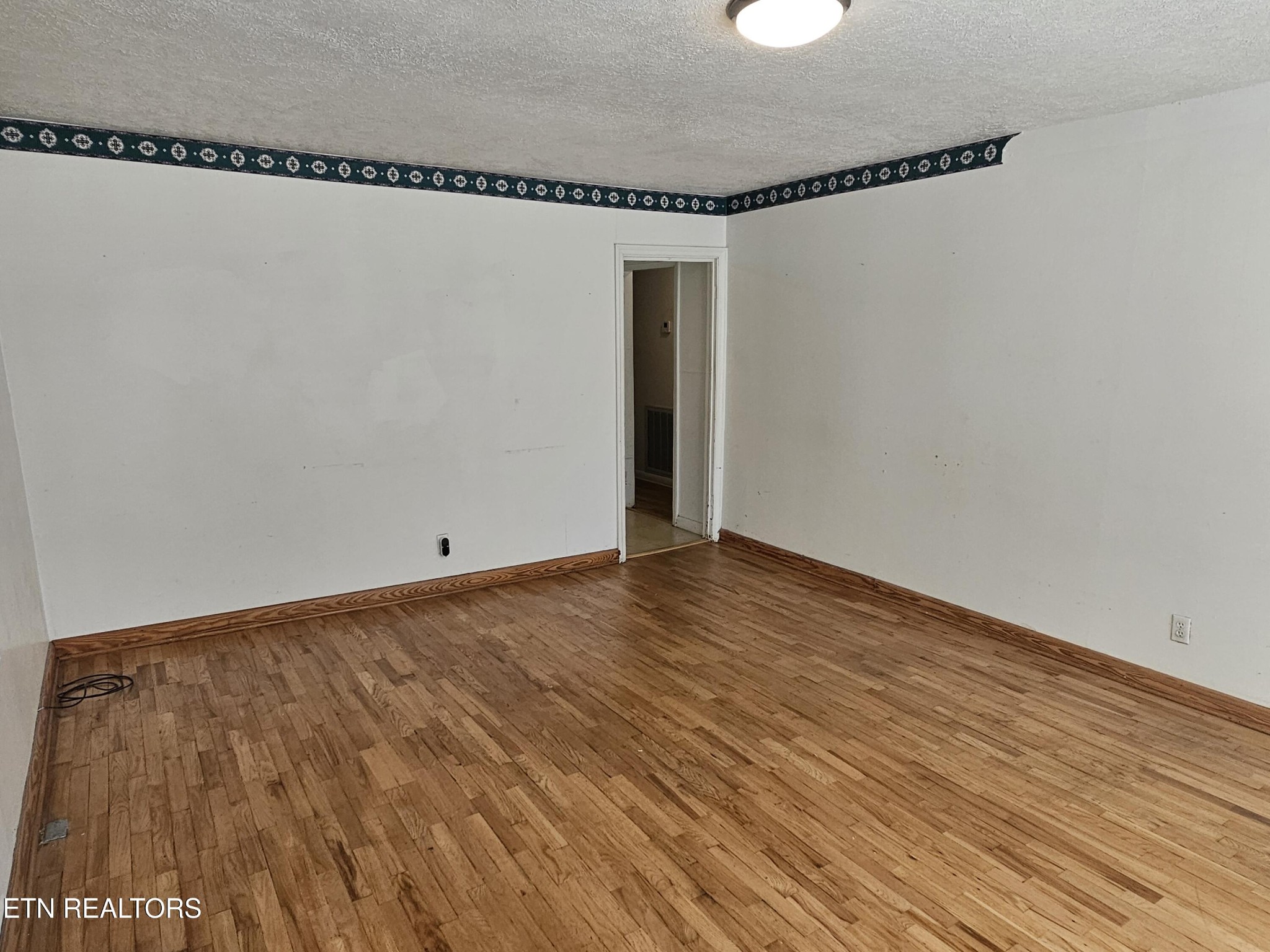 1345 Blockhouse Valley Road Clinton, TN 37716 - Photo 13 of 50 Gallery Image 13