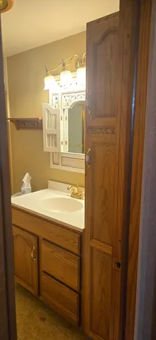 $760,000 | 3203 Poplar Place, Wantagh, NY 11793