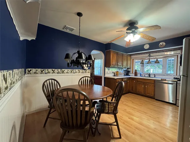 $760,000 | 3203 Poplar Place, Wantagh, NY 11793