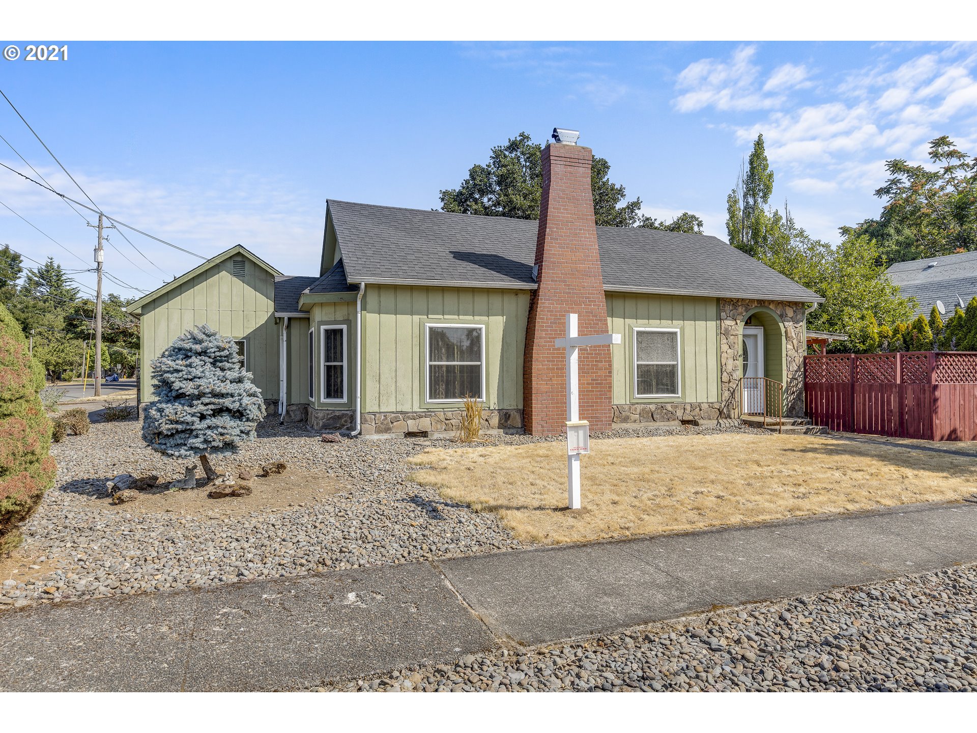 286 Southwest Oak Street Dallas, OR 97338 - Photo 2 of 30 Gallery Image 2