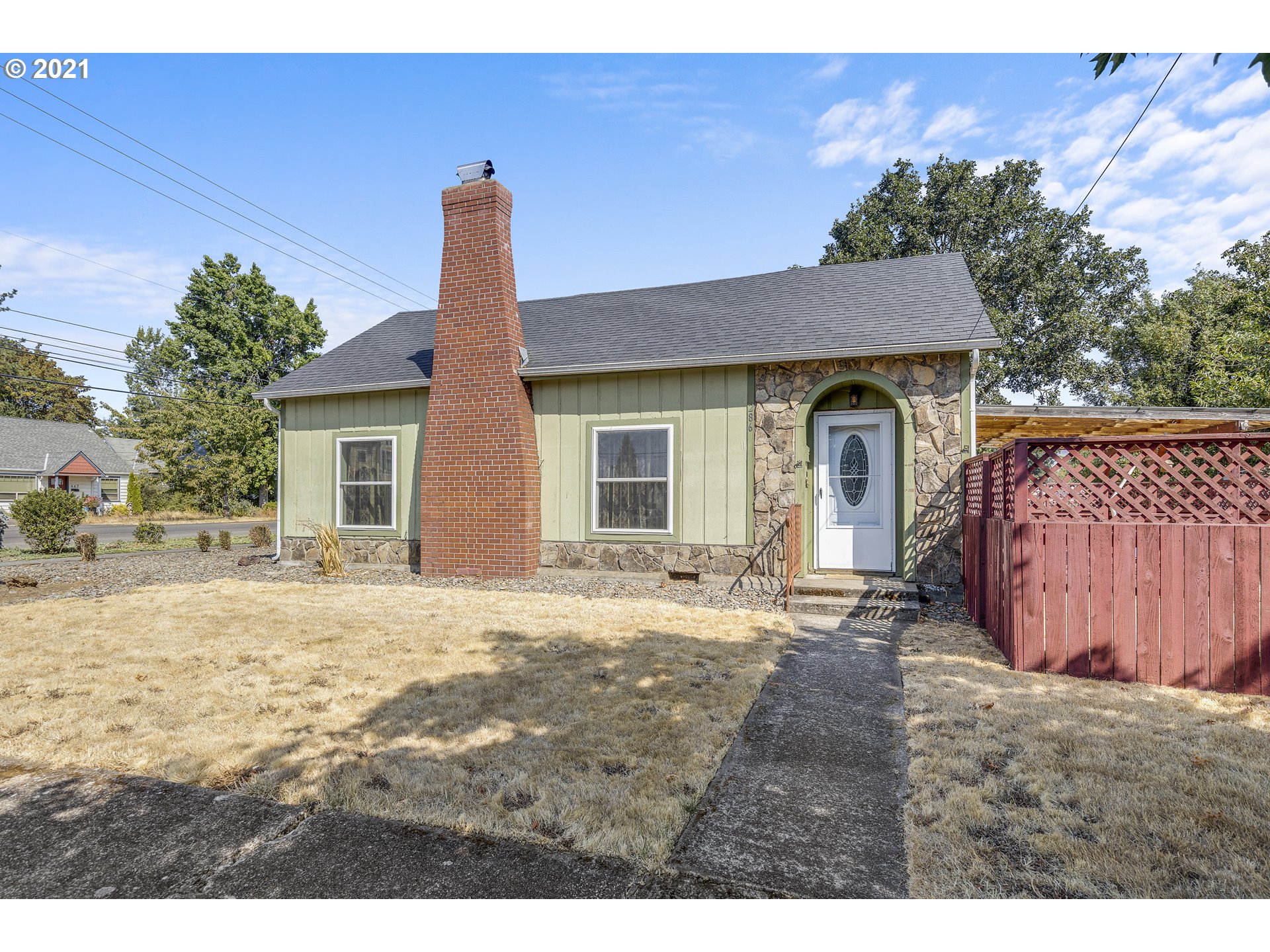 286 Southwest Oak Street Dallas, OR 97338 - Photo 3 of 30 Gallery Image 3
