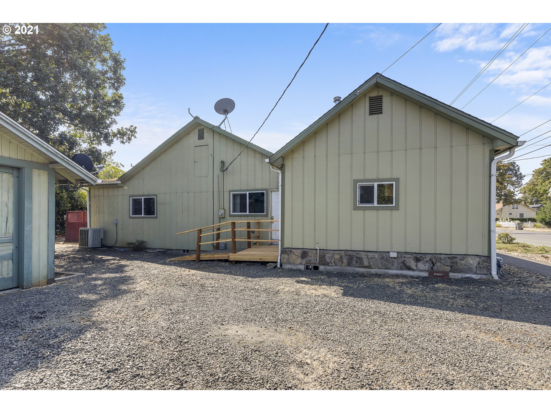 286 Southwest Oak Street Dallas, OR 97338 - Photo 24 of 30 Gallery Image 24