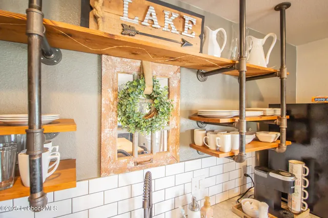 $474,000 | 119 Pony Express Trail, Lubbock, TX 79404