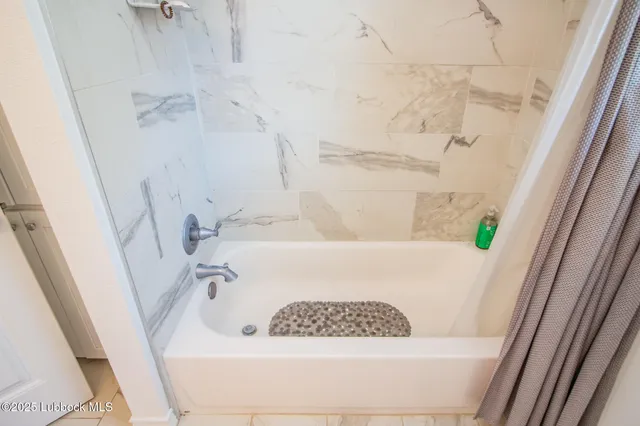 $474,000 | 119 Pony Express Trail, Lubbock, TX 79404