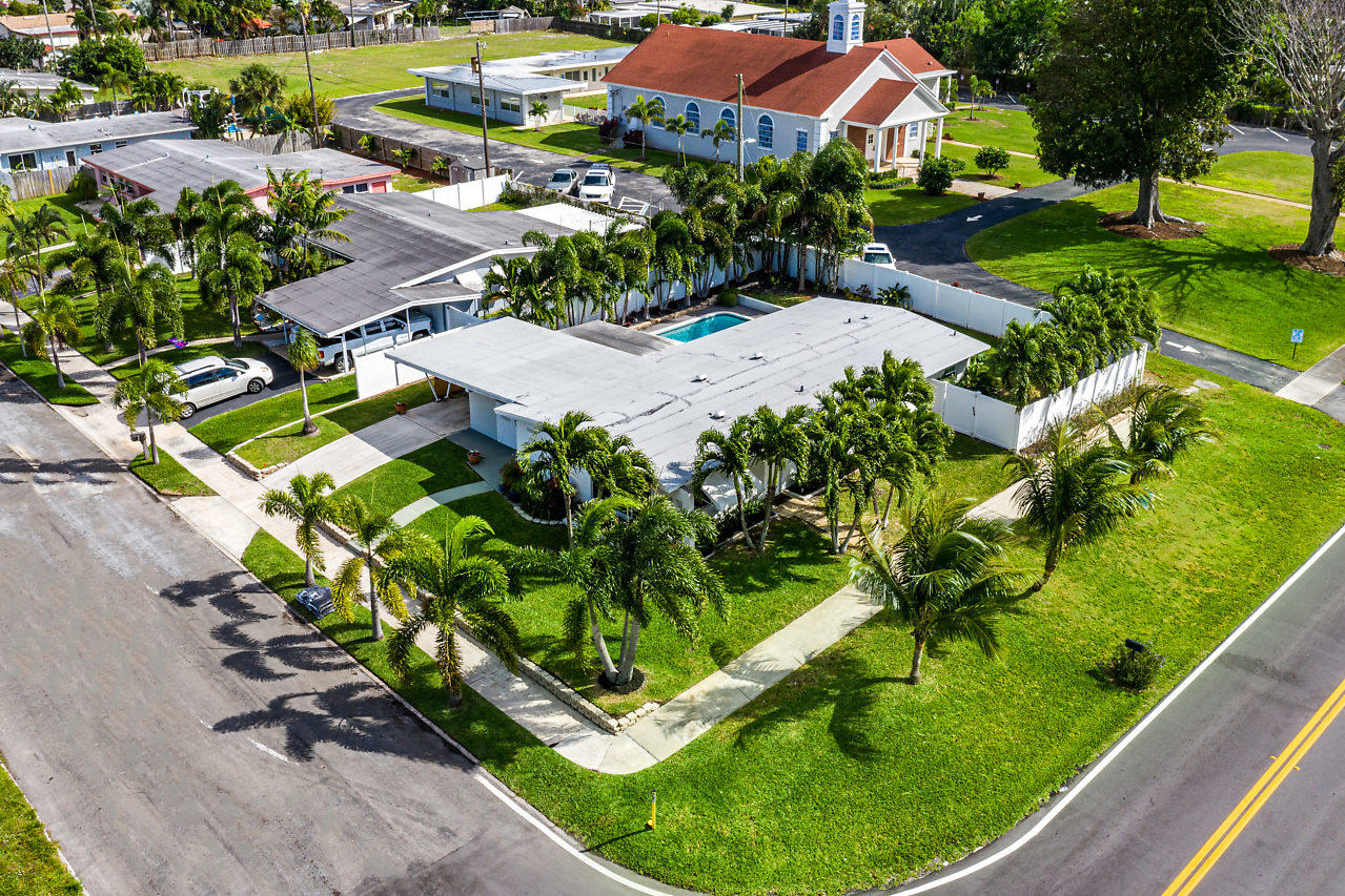 1502 High Ridge Road Lake Worth Beach, FL 33461 - Photo 31 of 41 030-1502HighRidgeRd-LakeWorth-FL-small
