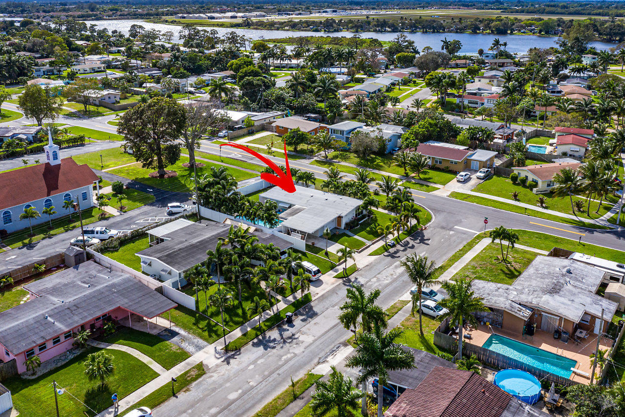 1502 High Ridge Road Lake Worth Beach, FL 33461 - Photo 38 of 41 037-1502HighRidgeRd-LakeWorth-FL-small