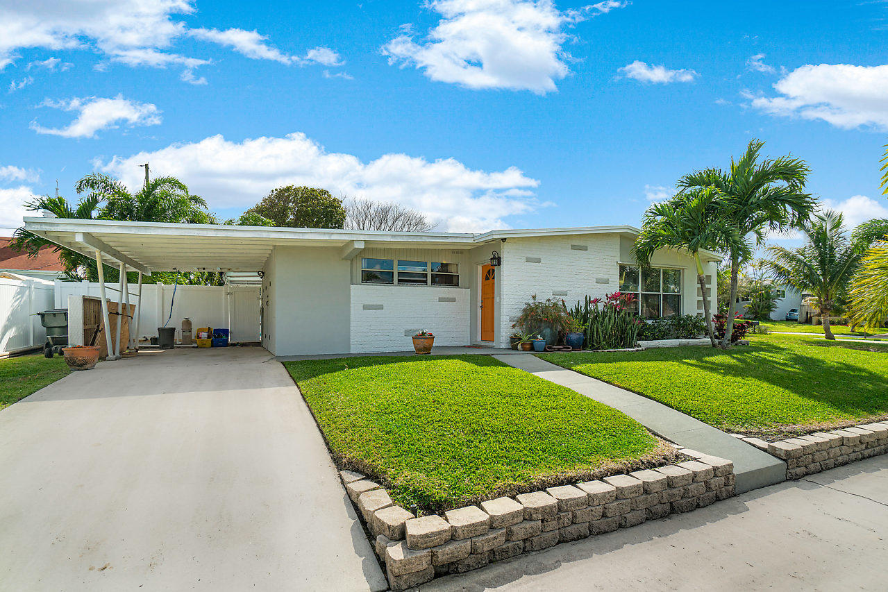 1502 High Ridge Road Lake Worth Beach, FL 33461 - Photo 5 of 41 004-1502HighRidgeRd-LakeWorth-FL-small