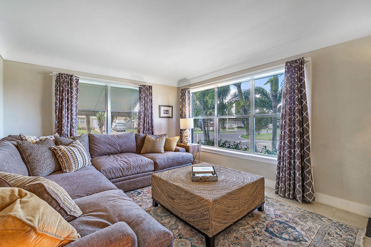 1502 High Ridge Road Lake Worth Beach, FL 33461 - Photo 8 of 41 007-1502HighRidgeRd-LakeWorth-FL-small