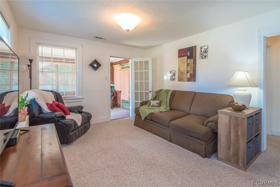 5201 Coxson Road Sandston, VA 23150 - Photo 8 of 46 Gallery Image 8