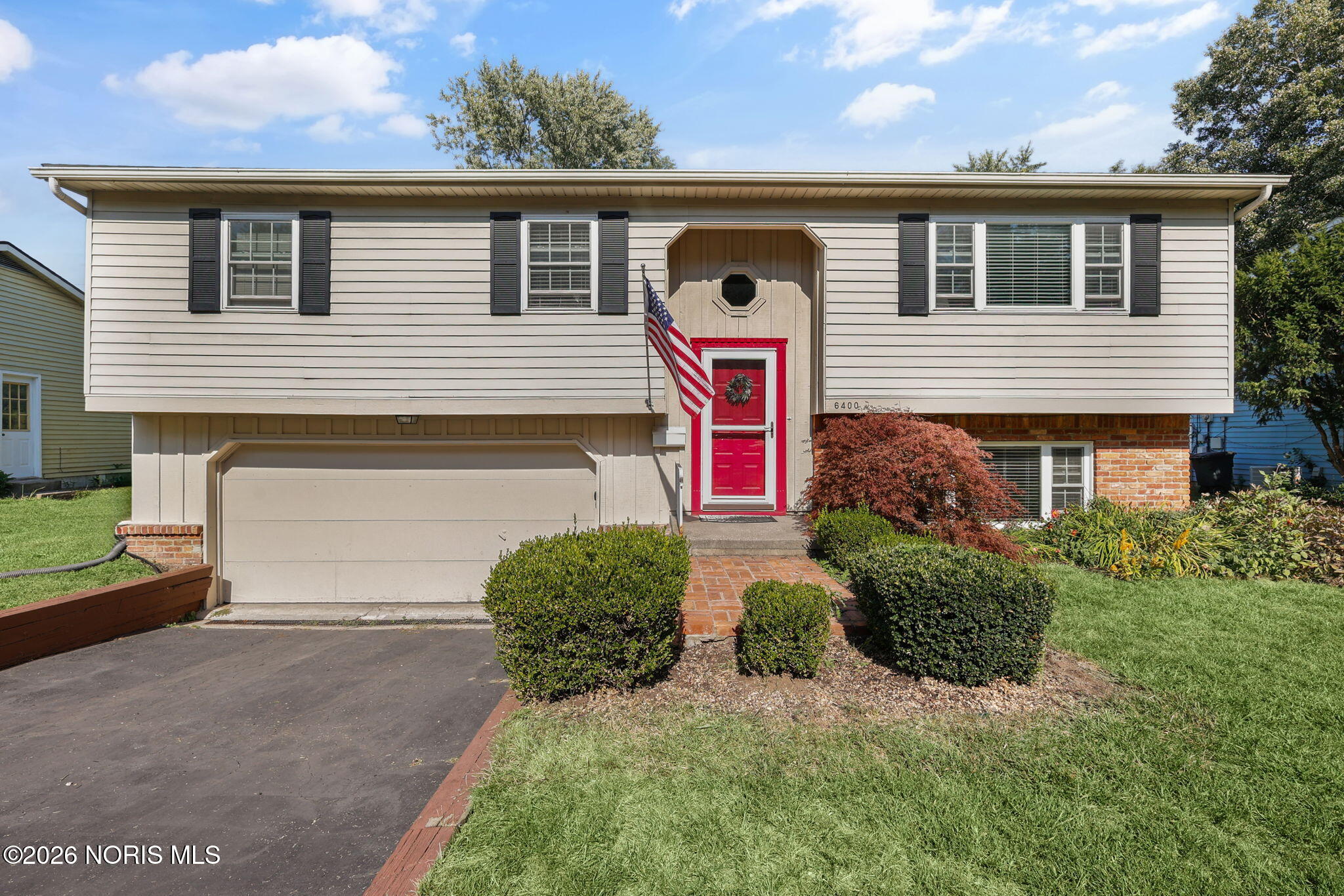 6400 Longfellow Road Sylvania, OH 43560 - Photo 1 of 1 1