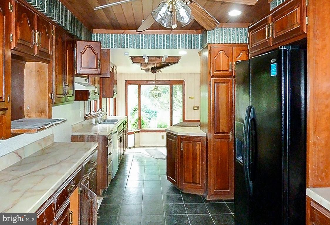 89 Flocktown Road Long Valley, NJ 07853 - Photo 11 of 25