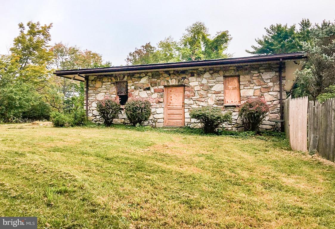 89 Flocktown Road Long Valley, NJ 07853 - Photo 4 of 25