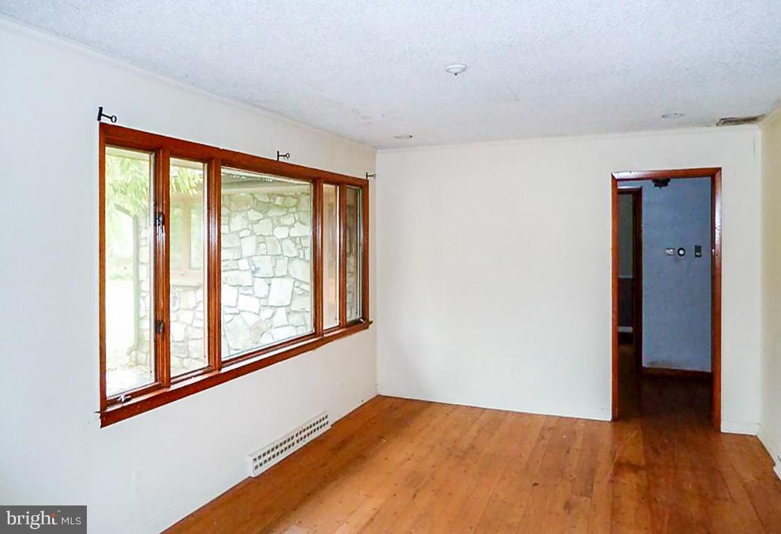 89 Flocktown Road Long Valley, NJ 07853 - Photo 9 of 25