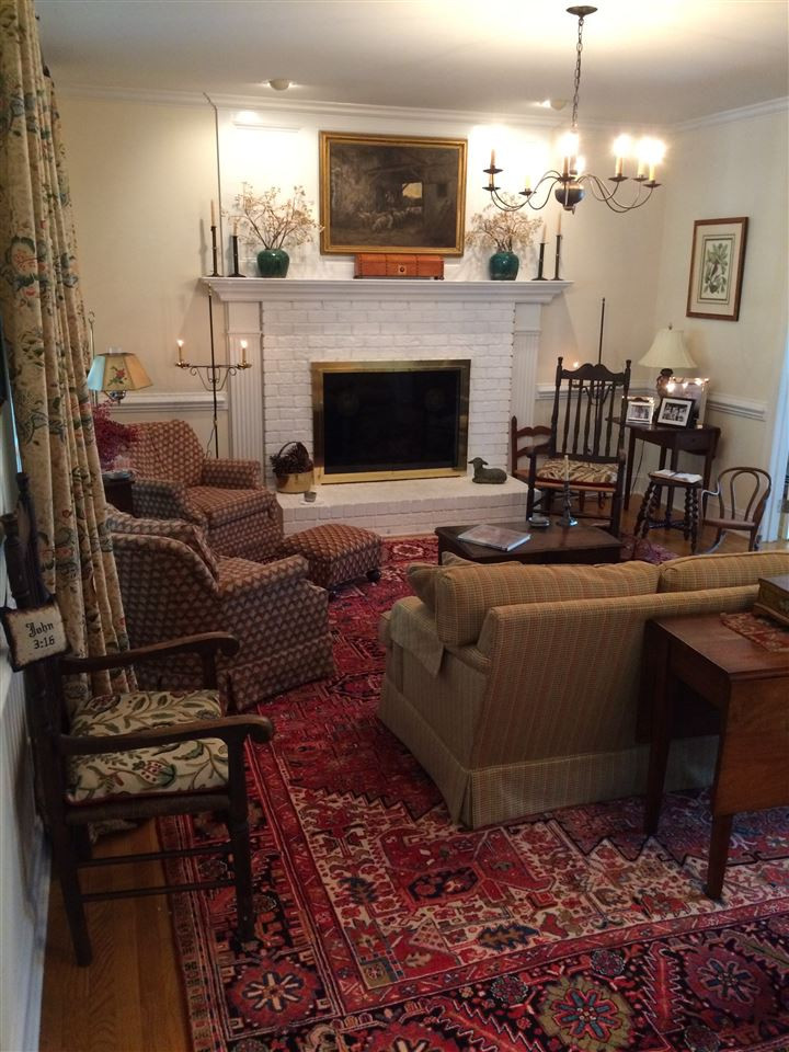 9101 Reedham Oaks Court Raleigh, NC 27615 - Photo 6 of 18 Living Room
