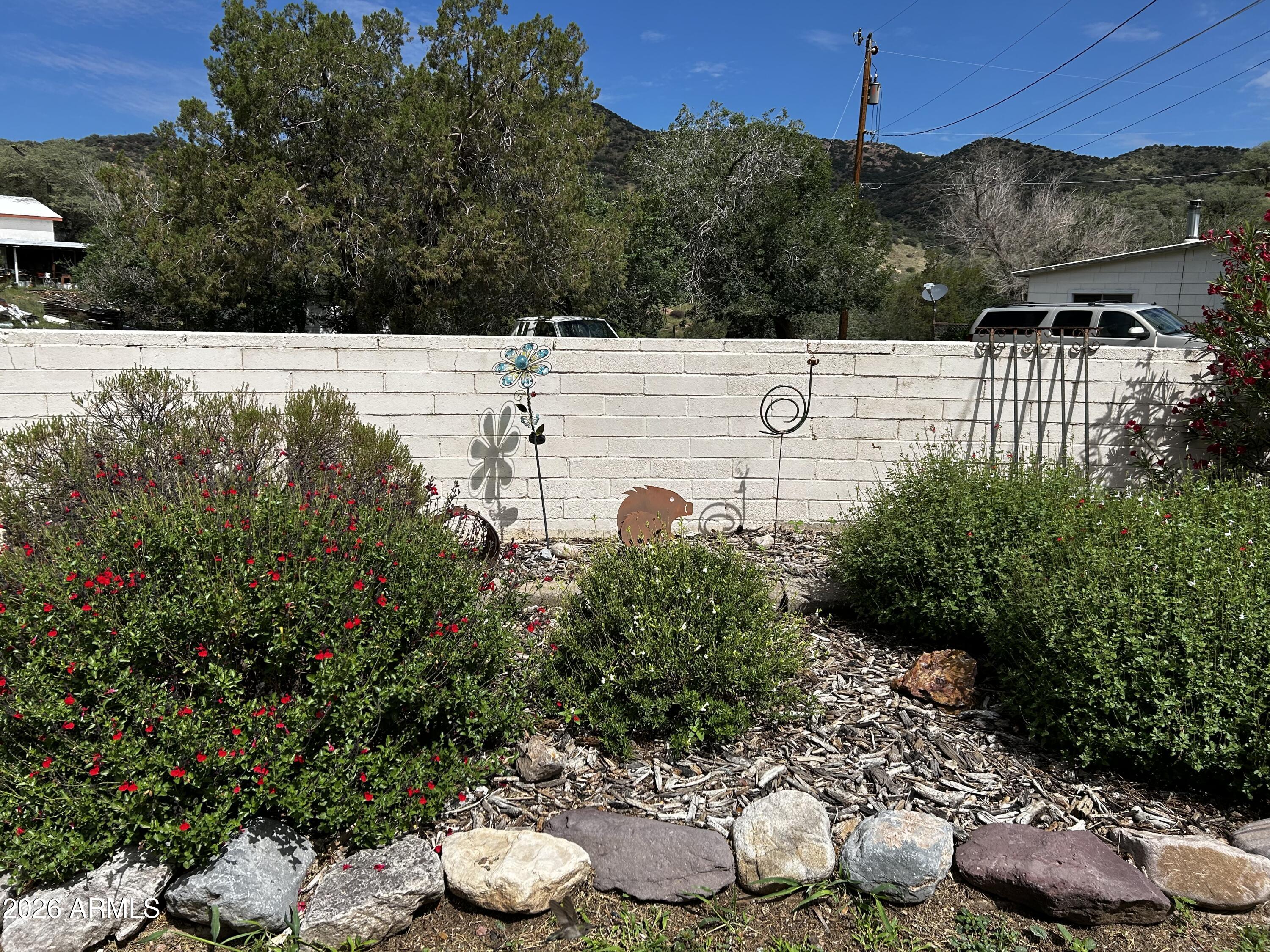 104 D Locklin Avenue Bisbee, AZ 85603 - Photo 2 of 42 2) 67531-698917e0bee73