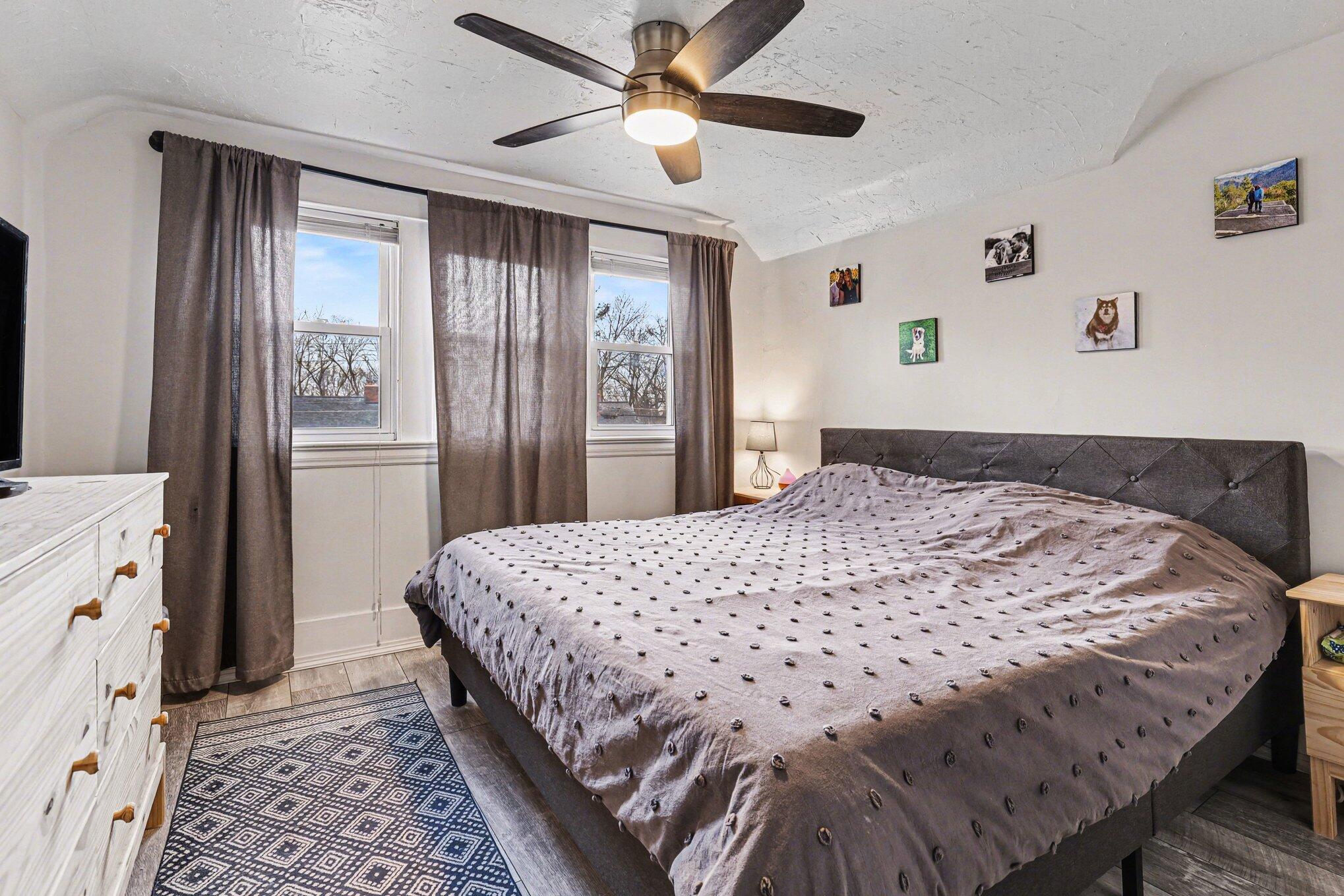 2520 Roys Avenue Southwest Wyoming, MI 49519 - Photo 16 of 32 Bedroom 2 Upper Level