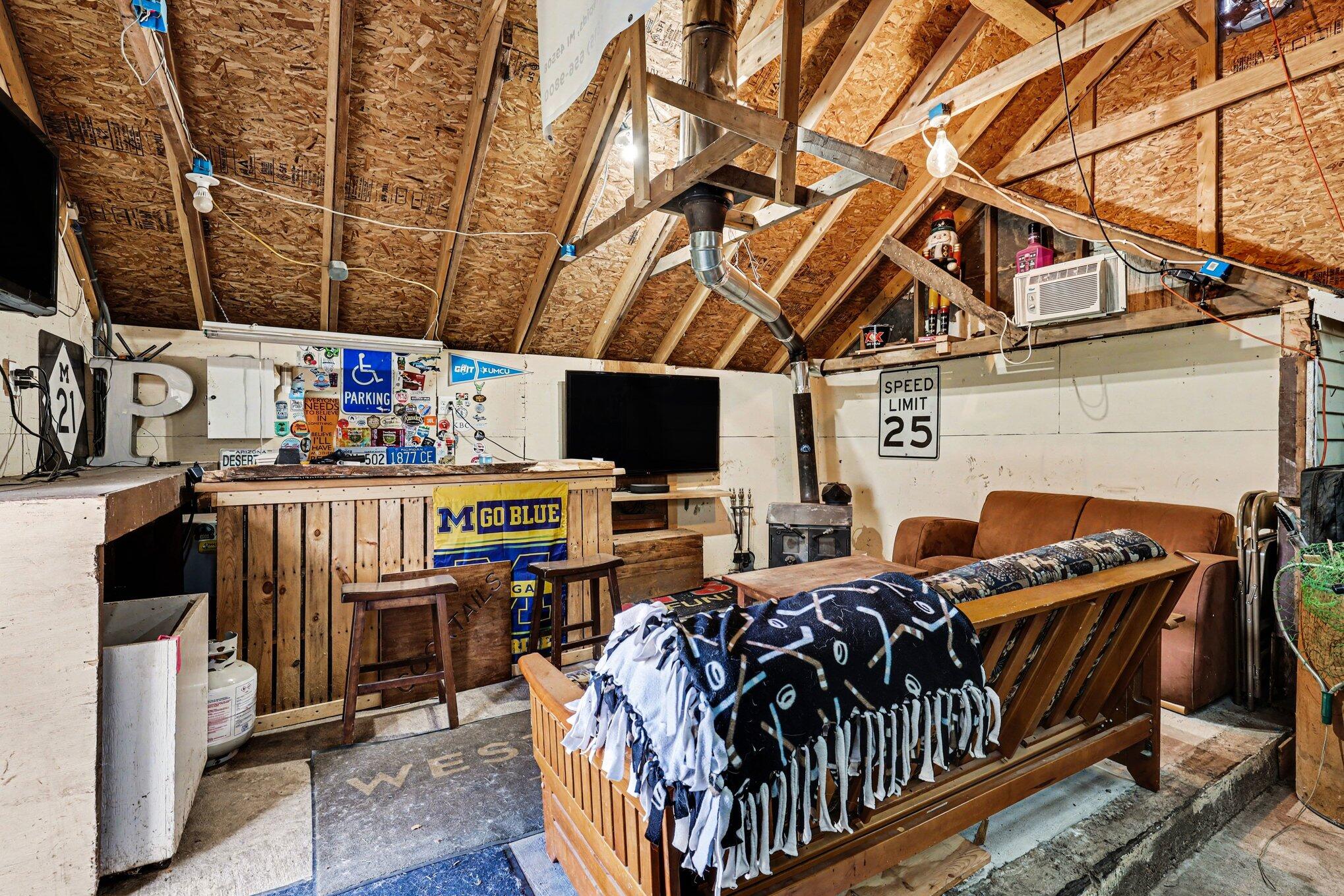 2520 Roys Avenue Southwest Wyoming, MI 49519 - Photo 27 of 32 Inside Storage Shed