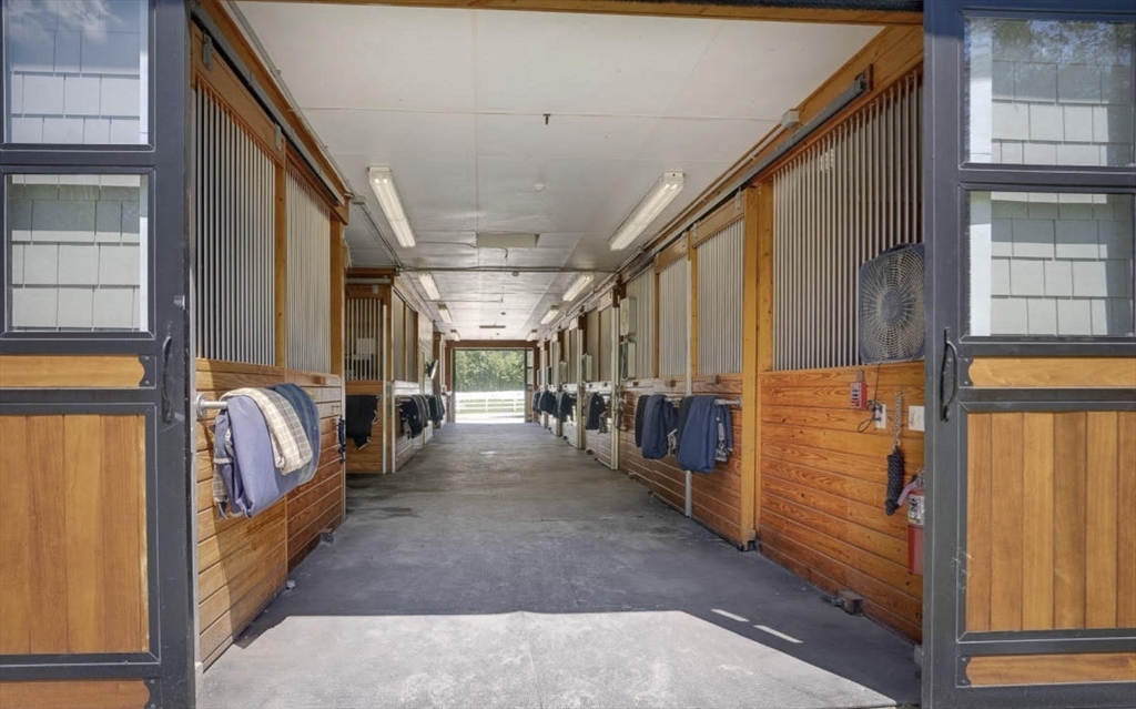 286 Shadyside Avenue Concord, MA 01742 - Photo 27 of 35