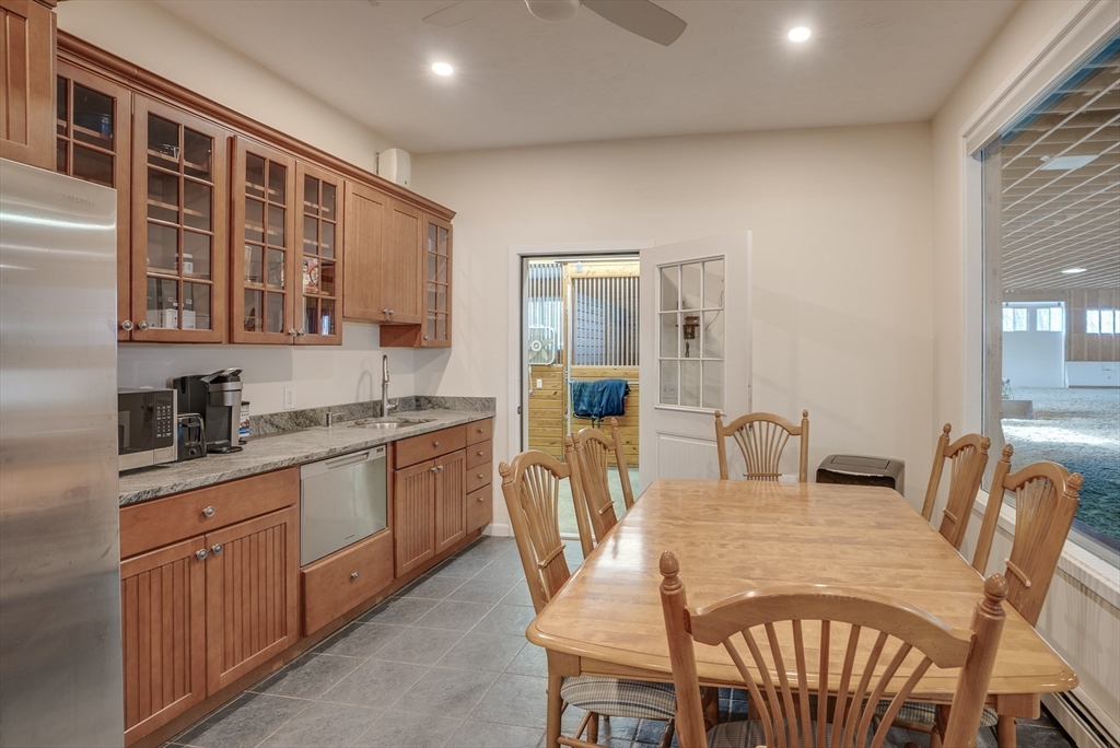286 Shadyside Avenue Concord, MA 01742 - Photo 30 of 35 a view of a dining room with furniture