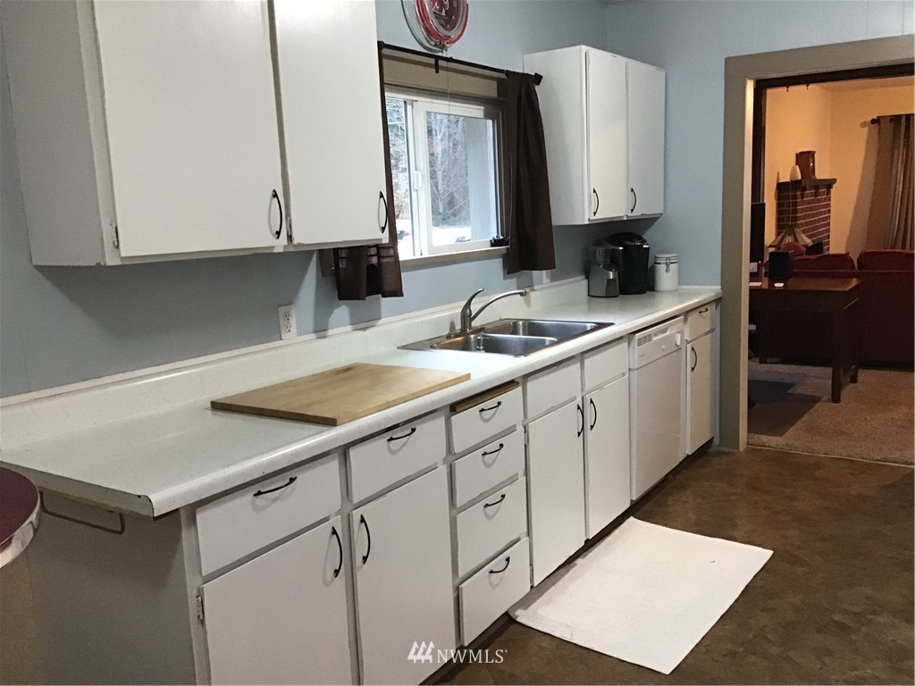 572 North Summit Road McCleary, WA 98557 - Photo 10 of 23 Gallery Image 10