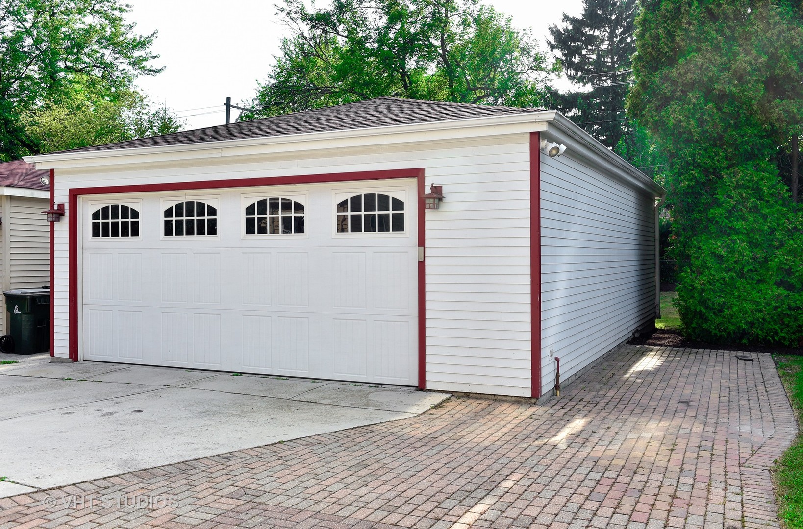 278 Northwood Road Riverside, IL 60546 - Photo 23 of 40