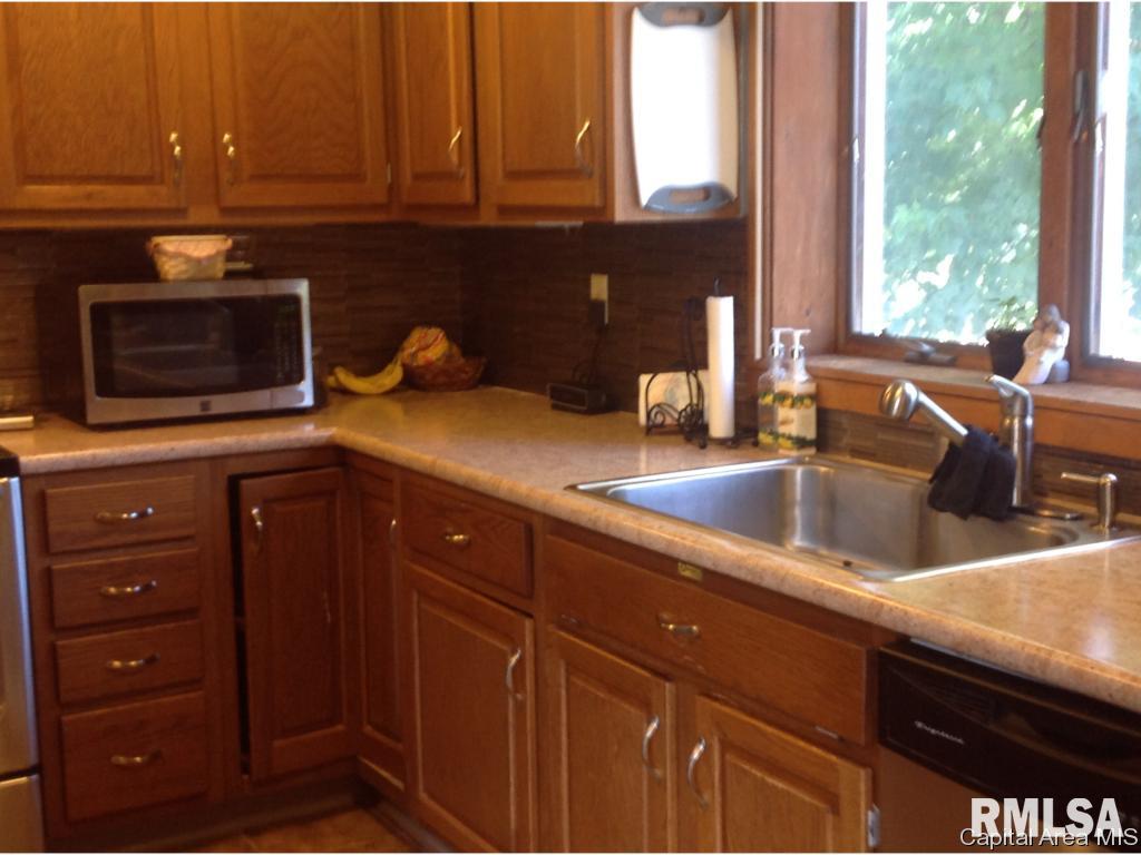 211 3rd Street Manchester, IL 62082 - Photo 19 of 24