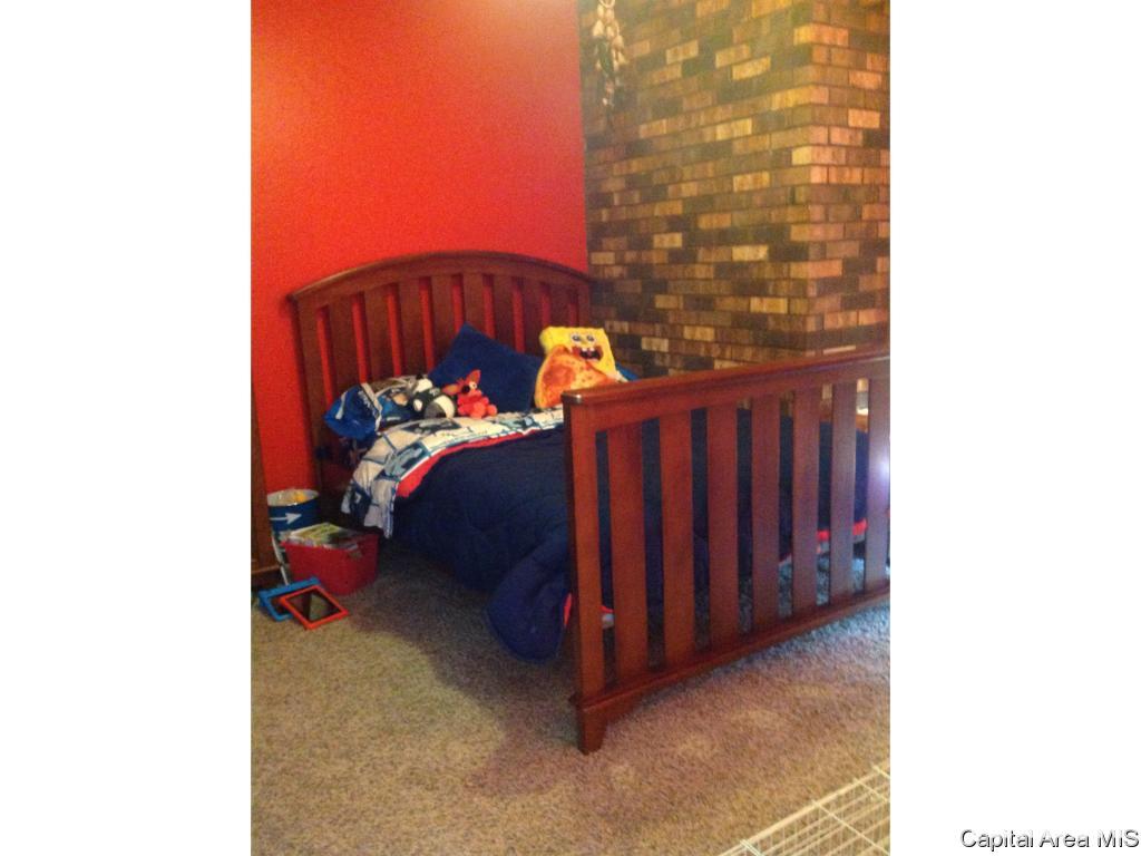 211 3rd Street Manchester, IL 62082 - Photo 8 of 24