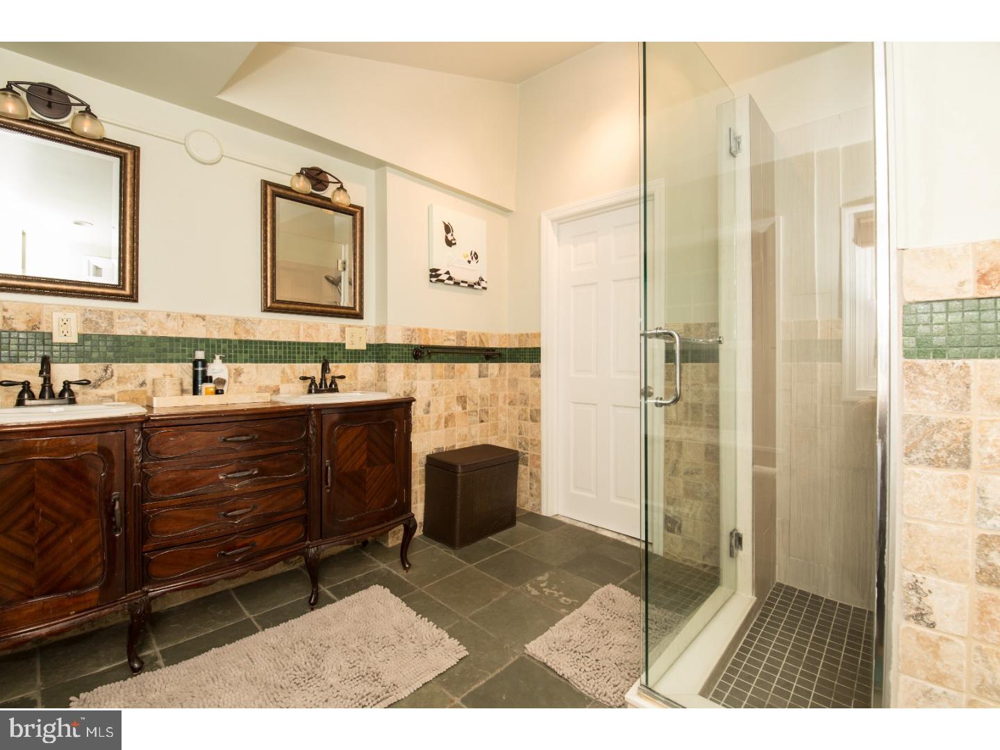 1839 Addison Street Philadelphia, PA 19146 - Photo 20 of 25 Gallery Image 20