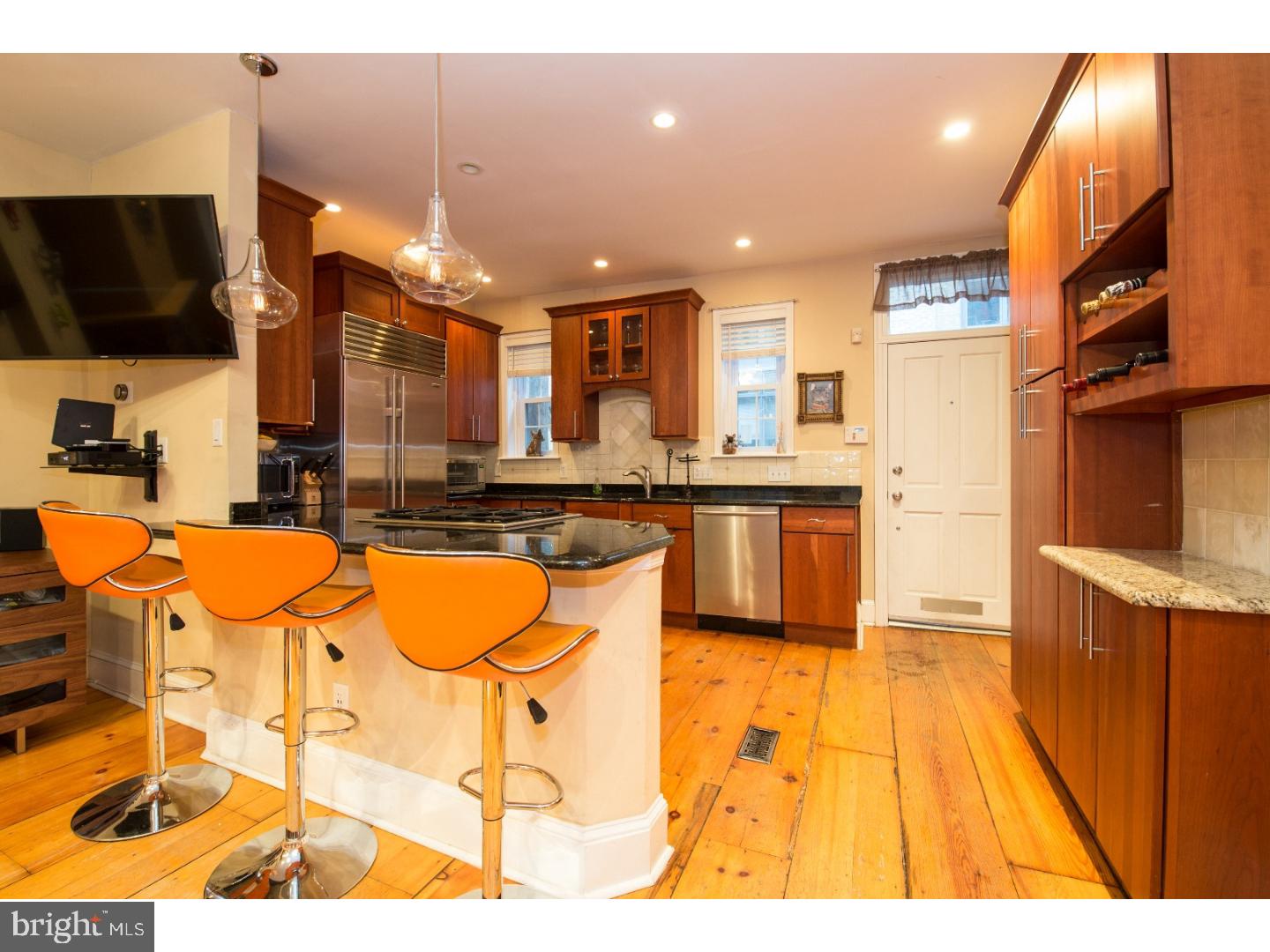 1839 Addison Street Philadelphia, PA 19146 - Photo 6 of 25 Gallery Image 6