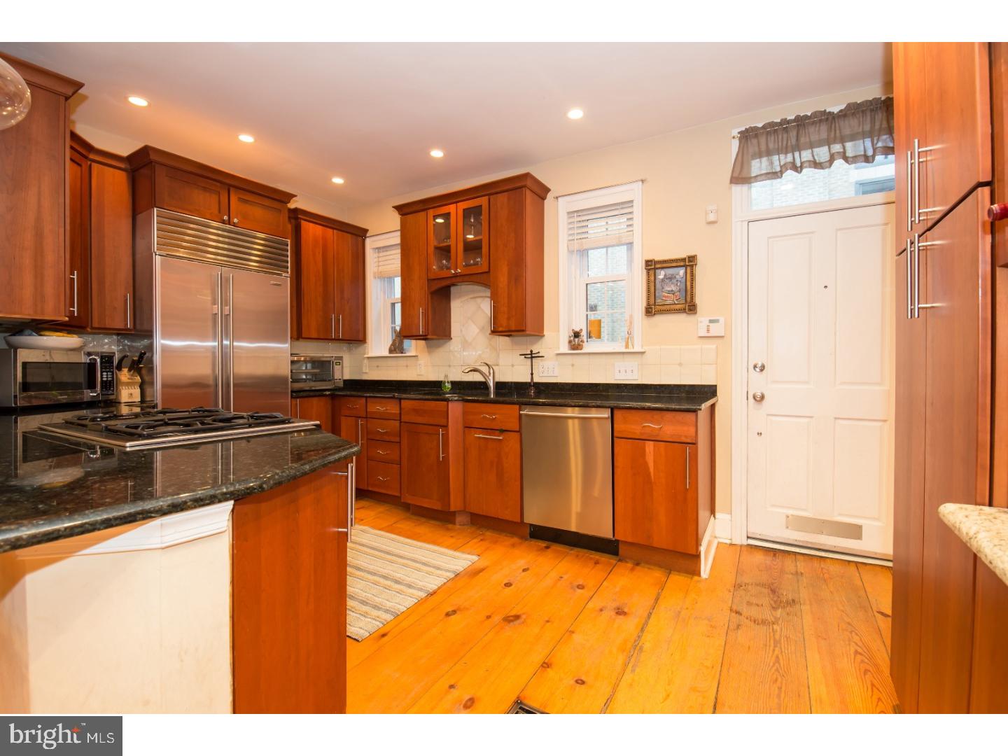 1839 Addison Street Philadelphia, PA 19146 - Photo 7 of 25 Gallery Image 7