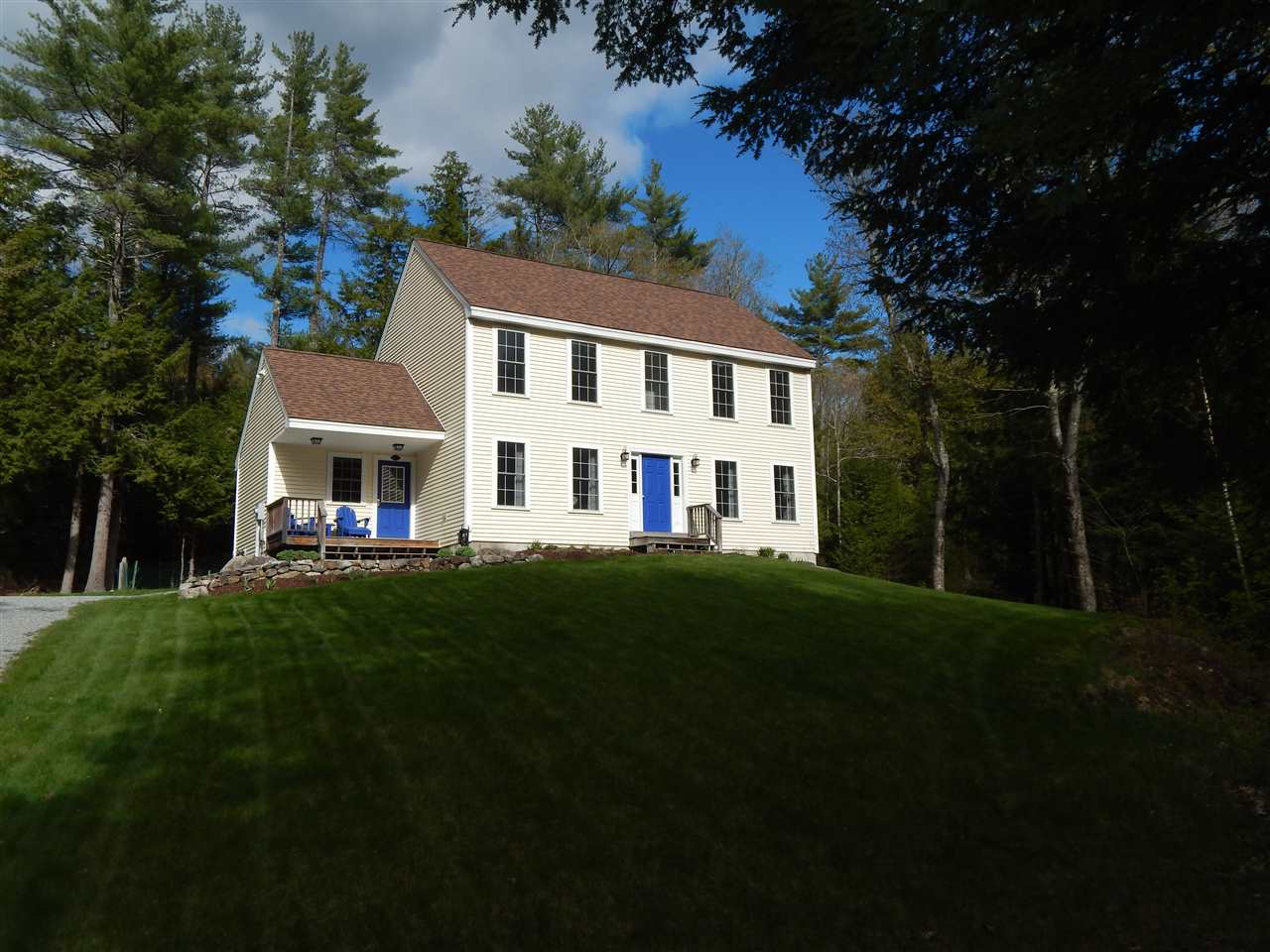 51 Roby Road South Sutton, NH 03273 - Photo 2 of 18