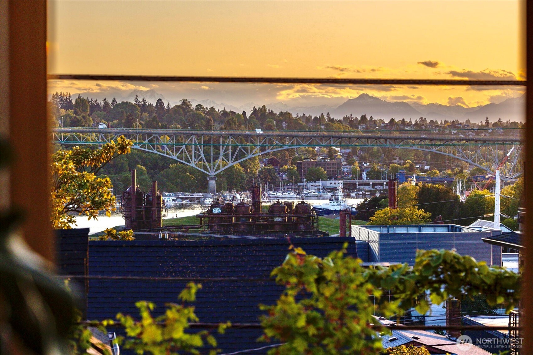 2703 Boylston Ave E Unit 103  