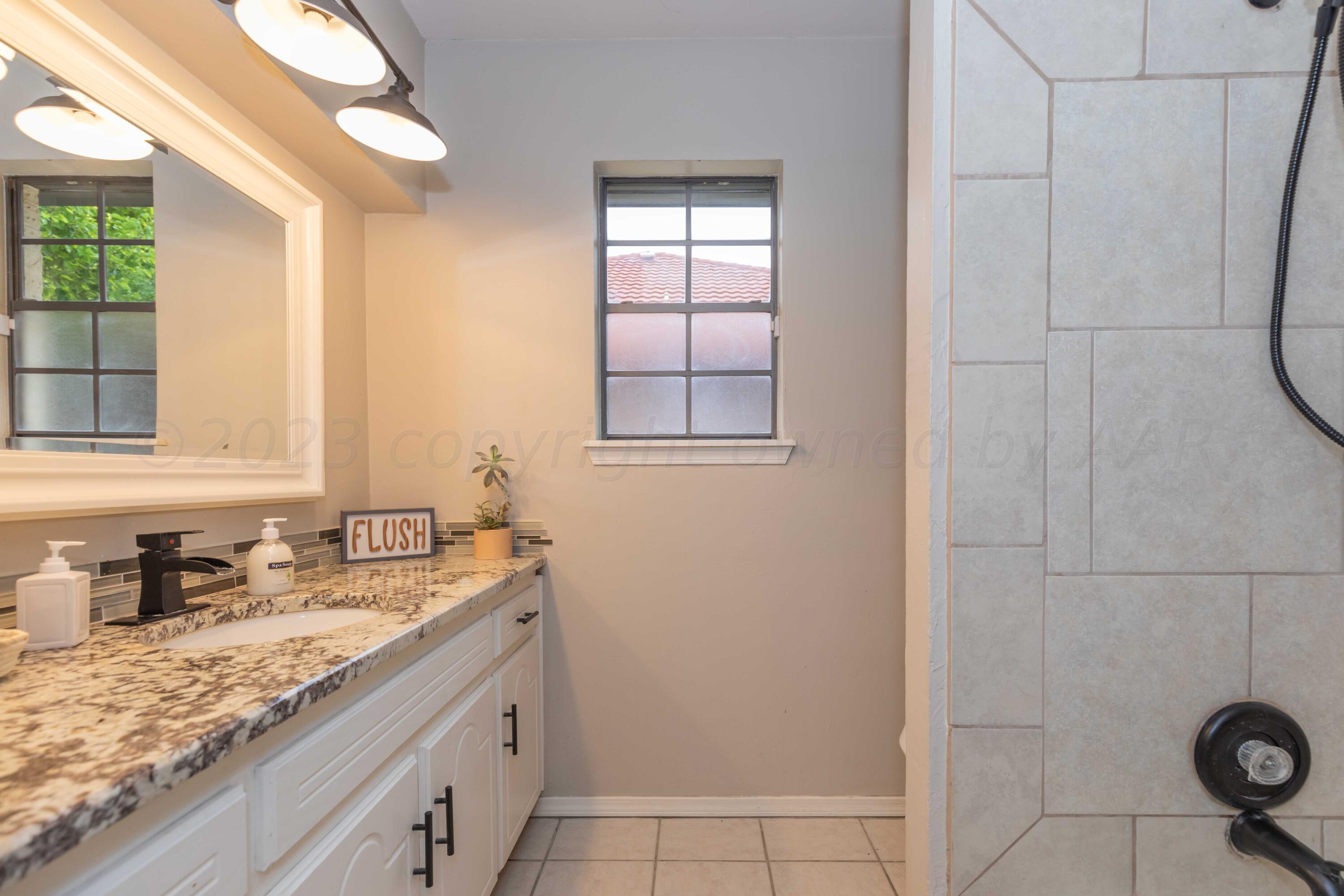 6211 Bayswater Road Amarillo, TX 79109 - Photo 26 of 43 BATHROOM 2 VIEW 1