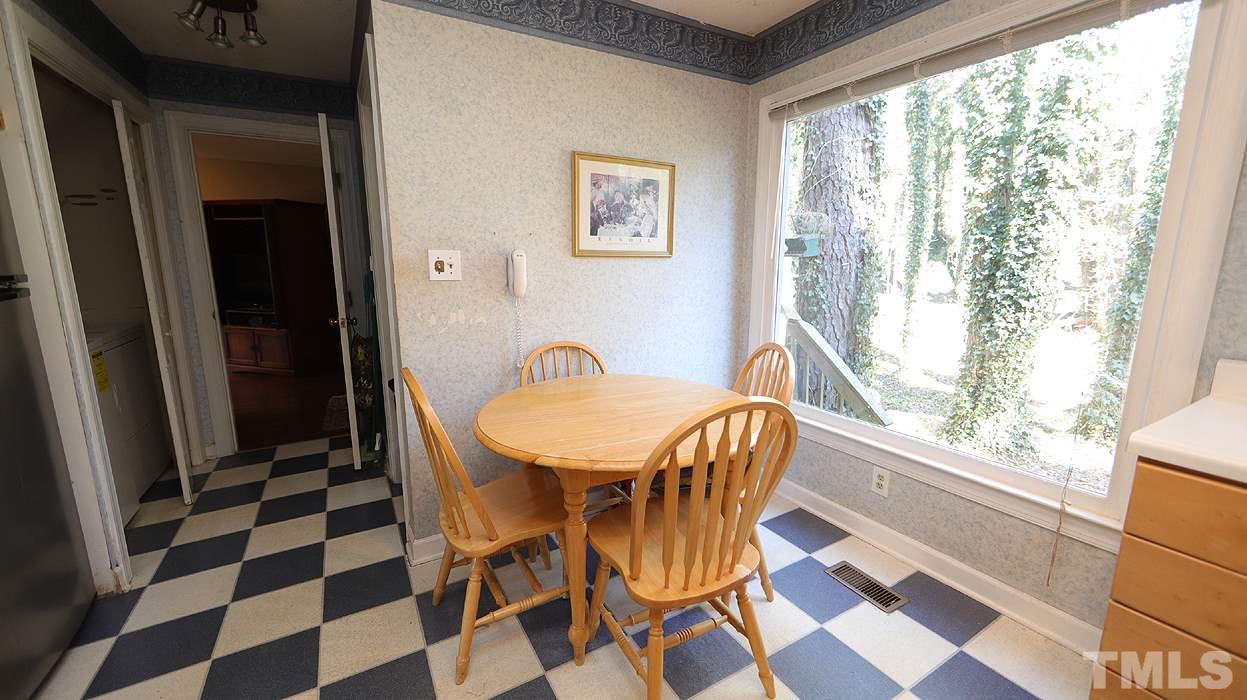 812 Temple Street Raleigh, NC 27609 - Photo 12 of 23 Gallery Image 12
