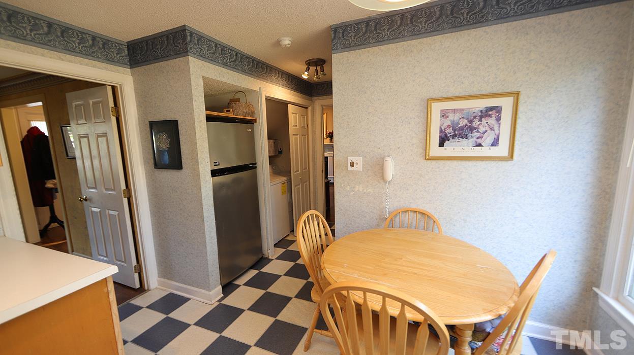 812 Temple Street Raleigh, NC 27609 - Photo 13 of 23 Gallery Image 13
