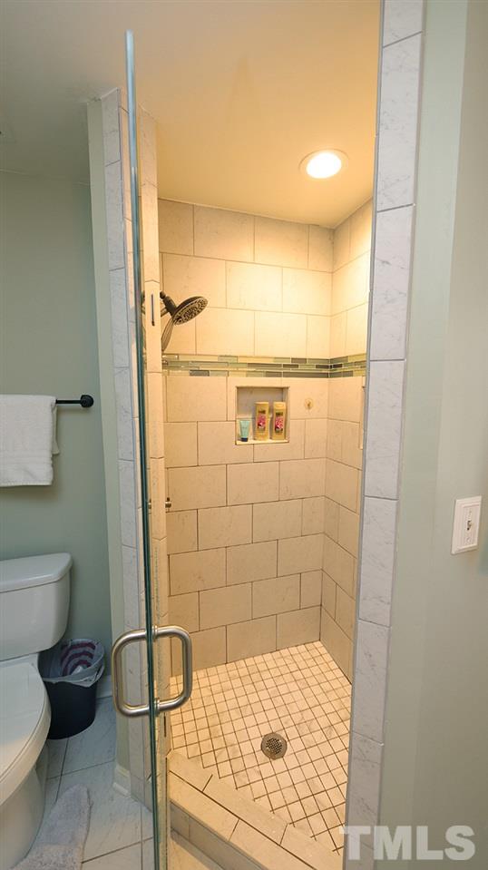 812 Temple Street Raleigh, NC 27609 - Photo 16 of 23 Gallery Image 16