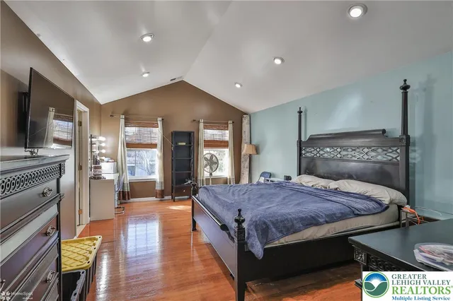 $519,500 | 2421 South Wood Street, Allentown, PA 18103