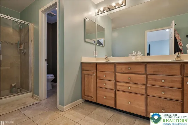 $519,500 | 2421 South Wood Street, Allentown, PA 18103