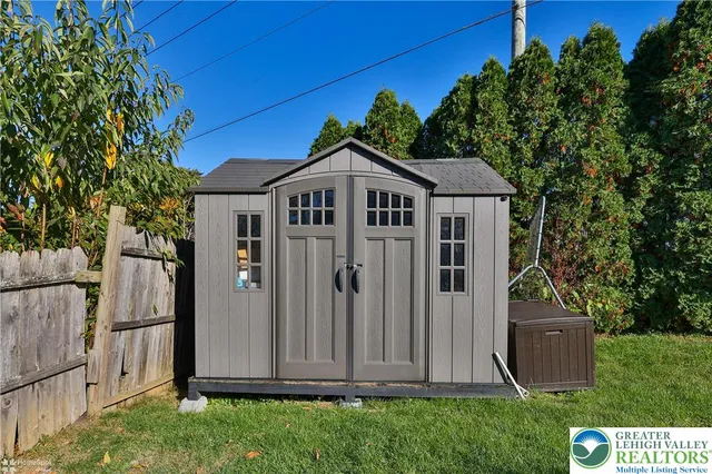 $519,500 | 2421 South Wood Street, Allentown, PA 18103