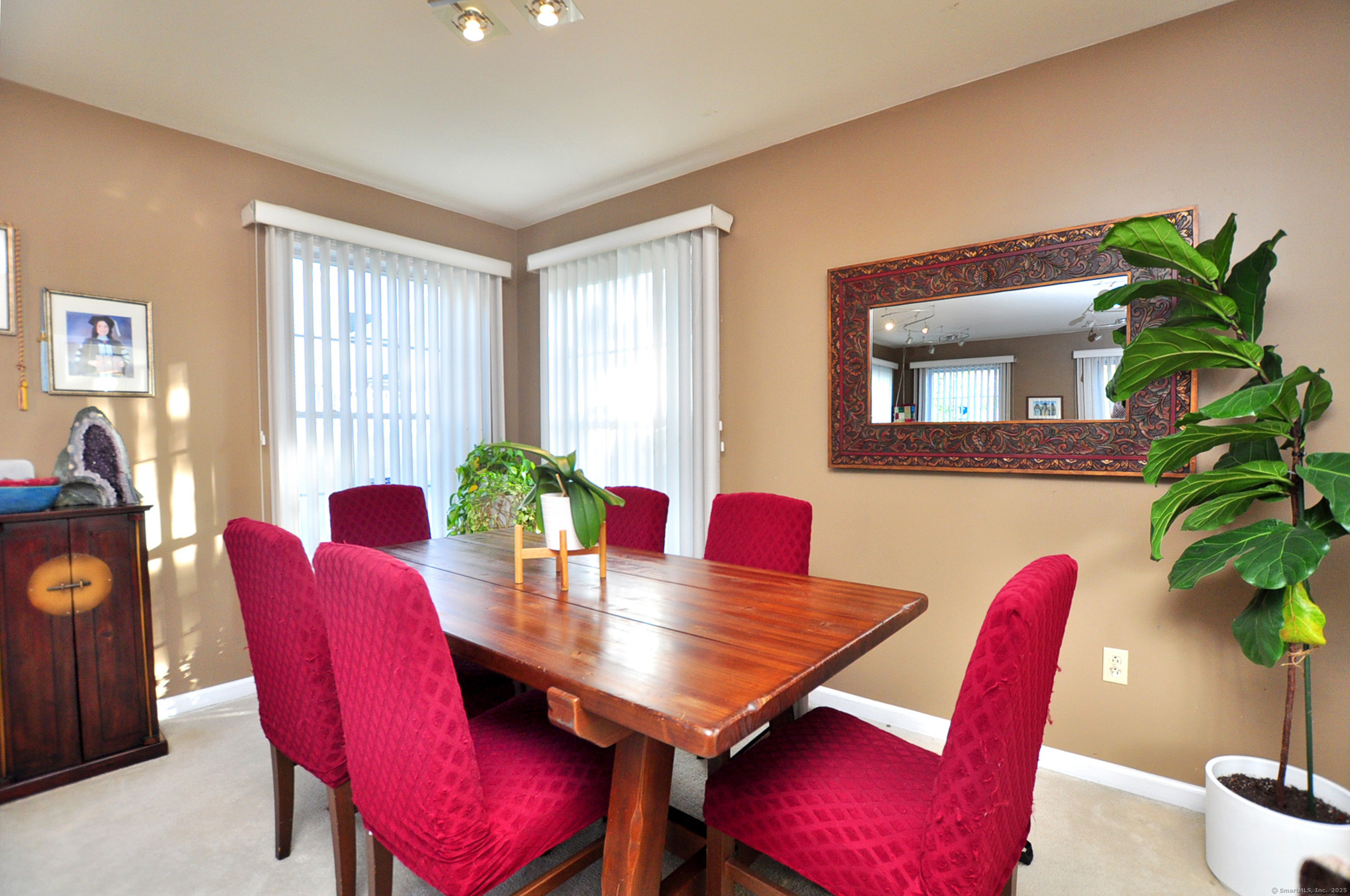 85 Glen Ridge Road Hamden, CT 06518 - Photo 25 of 34