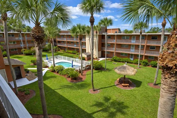 $2,200 | 12760 Indian Rocks Road, Unit 573, Largo, FL 33774