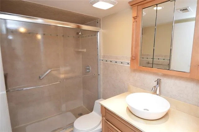 $1,900 | 12760 Indian Rocks Road, Unit 573, Largo, FL 33774