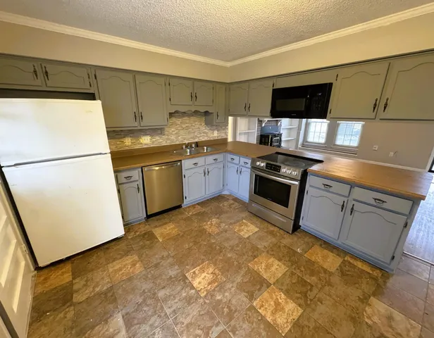 $1,425 | 6398 North Fawn Hollow Circle, Memphis, TN 38141