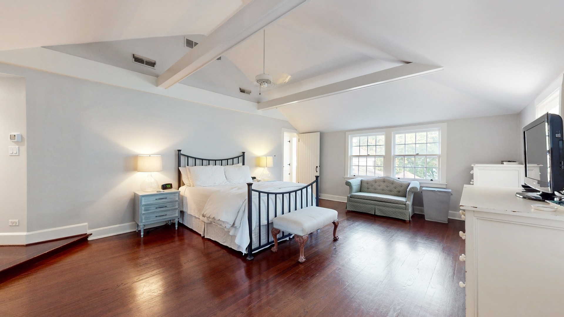 687 Hill Road Winnetka, IL 60093 - Photo 21 of 54 a bedroom with furniture wooden floor and a window