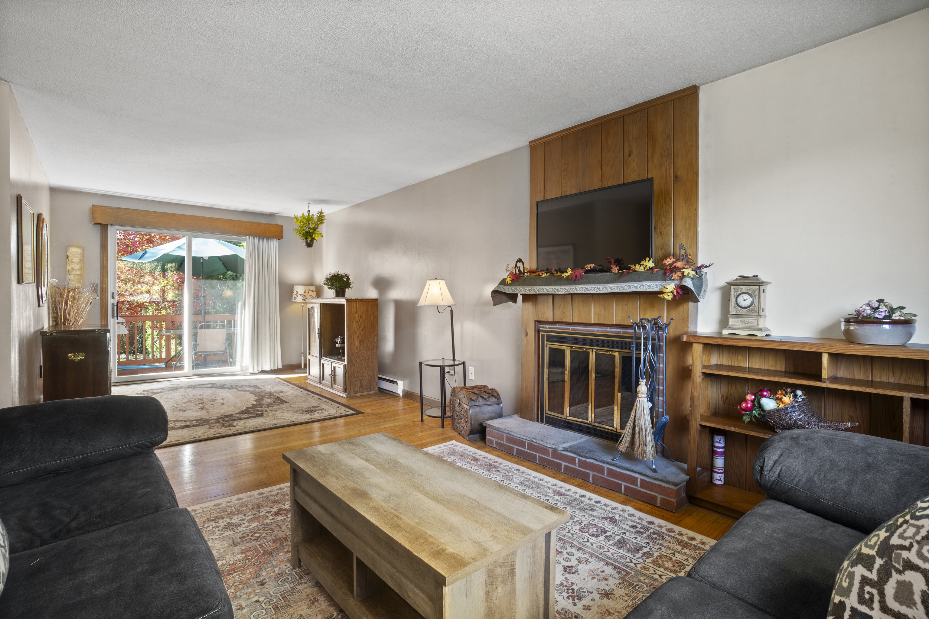 255 Capstan Avenue Groton, CT 06355 - Photo 5 of 35