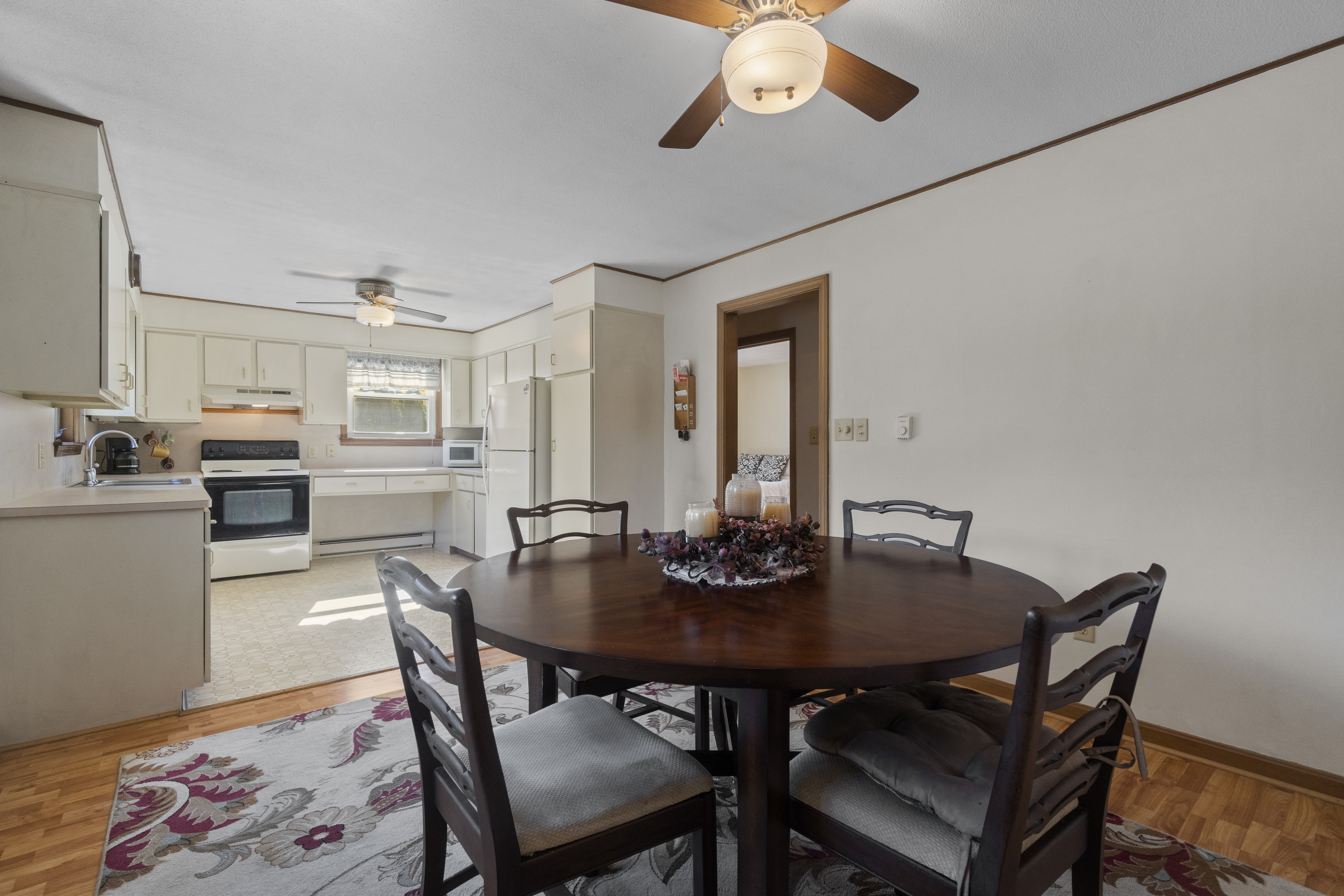 255 Capstan Avenue Groton, CT 06355 - Photo 8 of 35