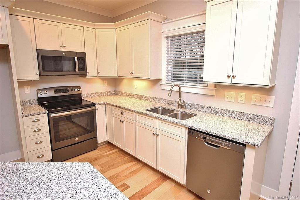 1072 Tom Joye Road Clover, SC 29710 - Photo 11 of 24 Gallery Image 11