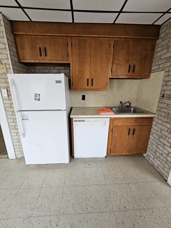 145 Grove Street, Unit 2 REAR Fall River, MA 02720 - Photo 2 of 17