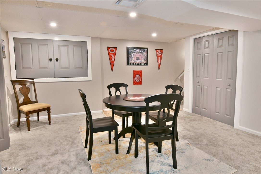 159 Mathews Road, Unit B Youngstown, OH 44512 - Photo 35 of 50 View of carpeted dining area