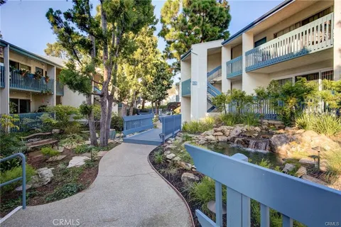 $3,650 | 824 Camino Real, Unit 204, Redondo Beach, CA 90277